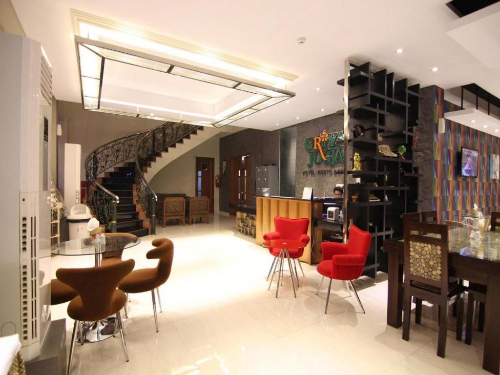 Griya Jogja Hotel *